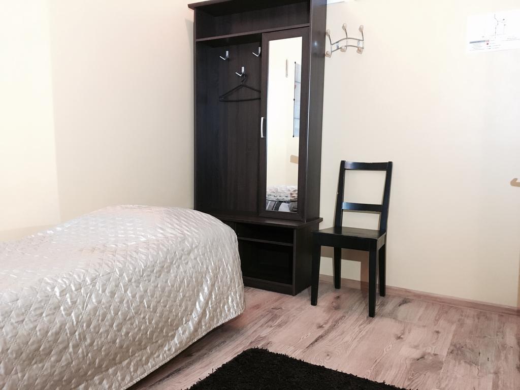 Maria Hostel Valga Eksteriør billede