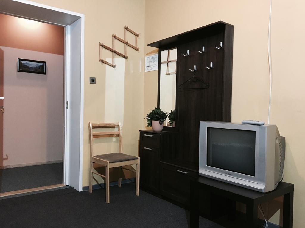 Maria Hostel Valga Eksteriør billede